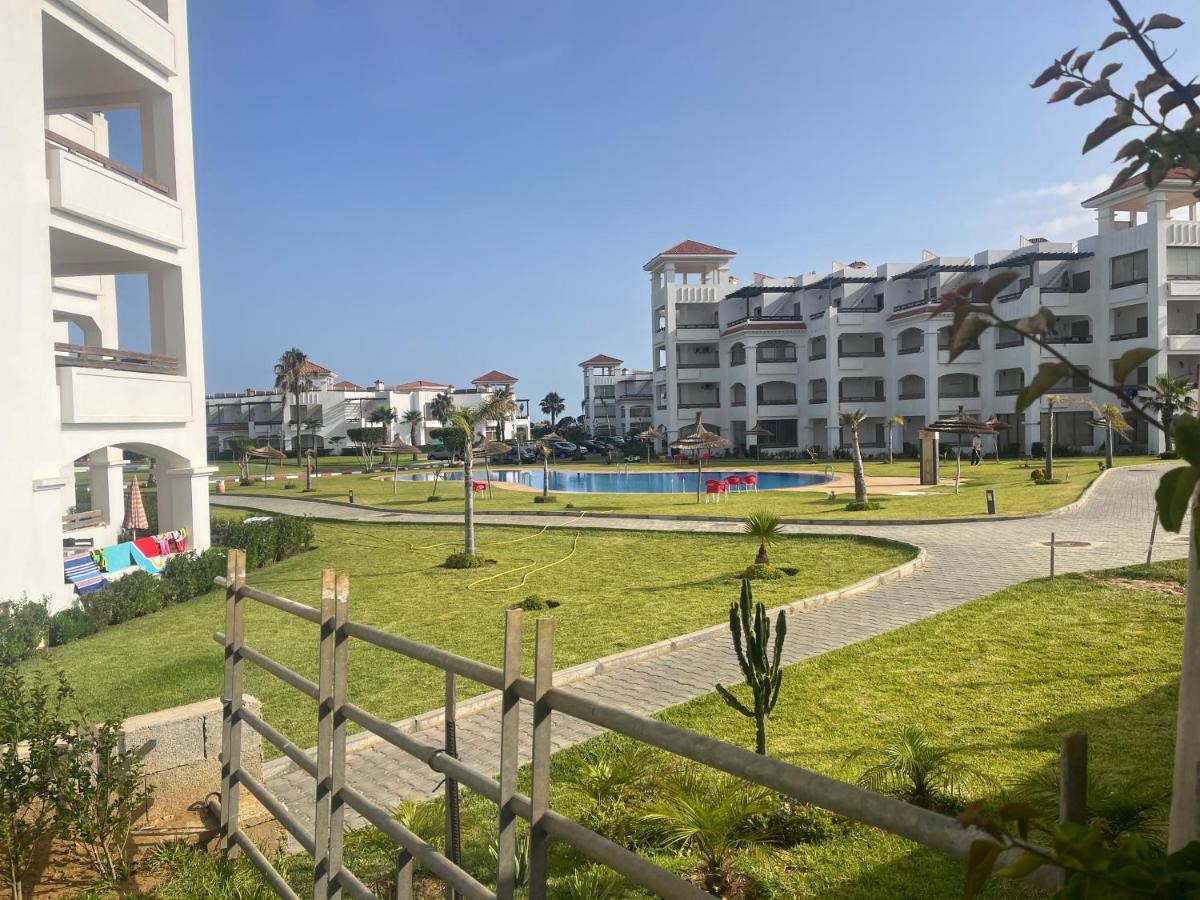 Appartement Pied Dans L Eau A Residence Beralmar Asilah Exterior foto